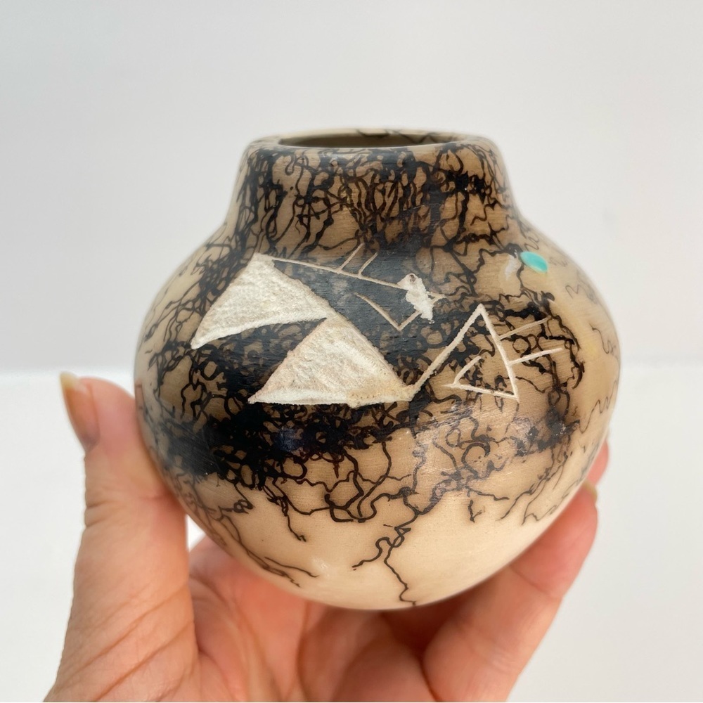 Navajo Art Horsehair Pottery Small Vase Pot 3”